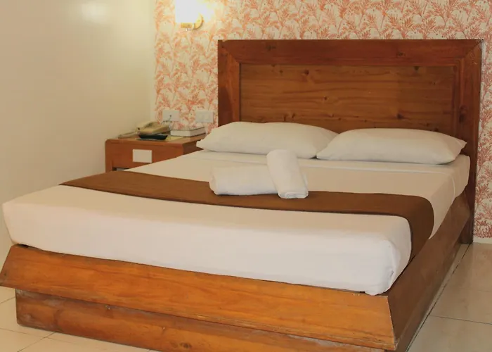 Hotel Oyo 653 Rosas Garden Manilla