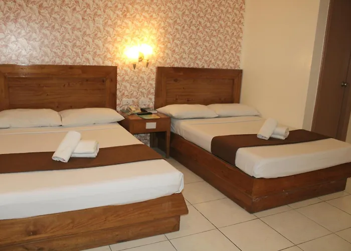 Hotel Oyo 653 Rosas Garden