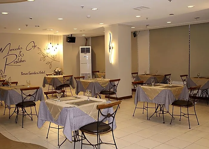 Oyo 653 Rosas Garden Hotel 2*