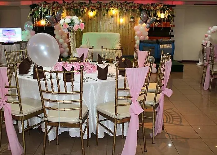 Hotel Oyo 653 Rosas Garden Manilla
